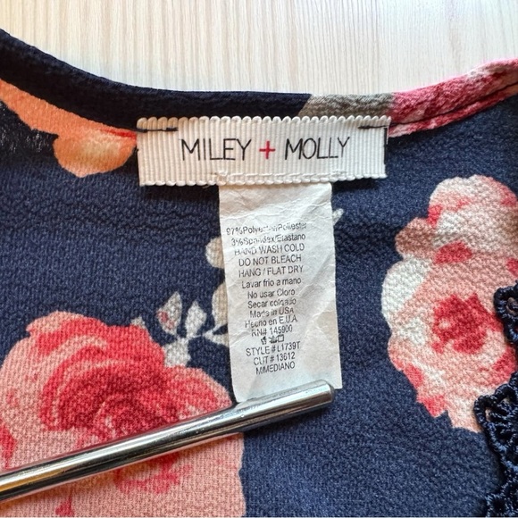 🌺 MILEY + MOLLY Navy Floral Kimono Tie-Front Cardigan – Medium - Picture 9 of 10